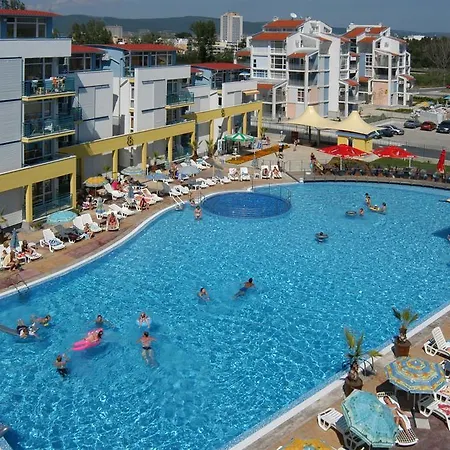 Elit 3 Апартамент *